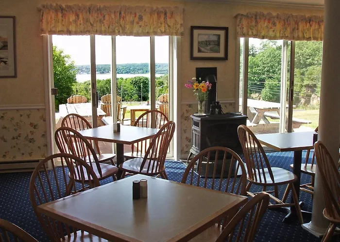 Cod Cove Inn, BW Signature Collection